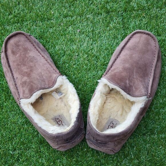 UGG ASCOT- Men's Slippers - SIZE 9 - Picture 7 of 8
